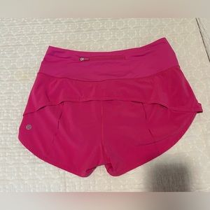 🩷Lululemon sonic pink speed up shorts🩷
